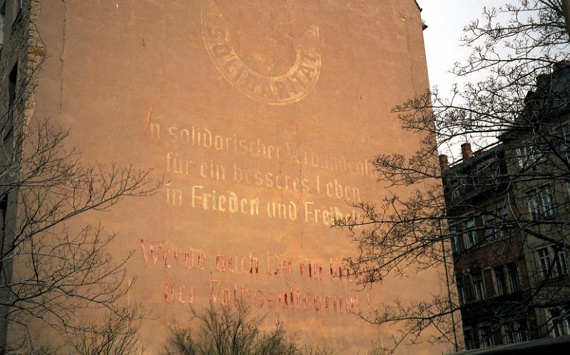 Dresden-Äußere Neustadt, Rudolf-Leonhard-Str. 1, 10.7.1996 (1).jpg